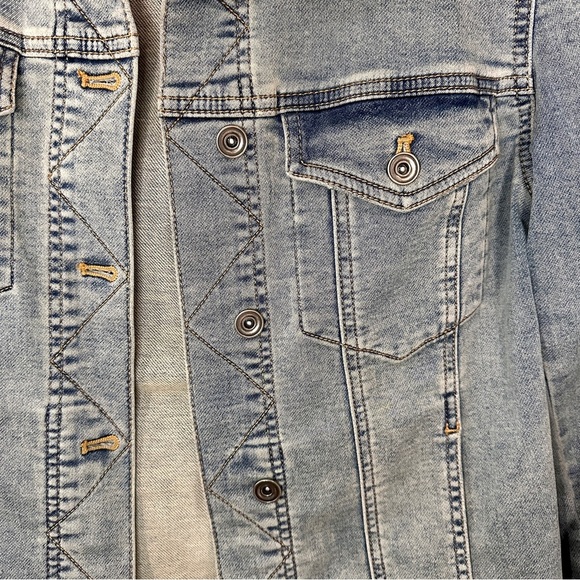Light Wash Denim Jacket Stretch Cotton-Blend Classic Trucker Coastal Blue S Soma - Picture 15 of 15